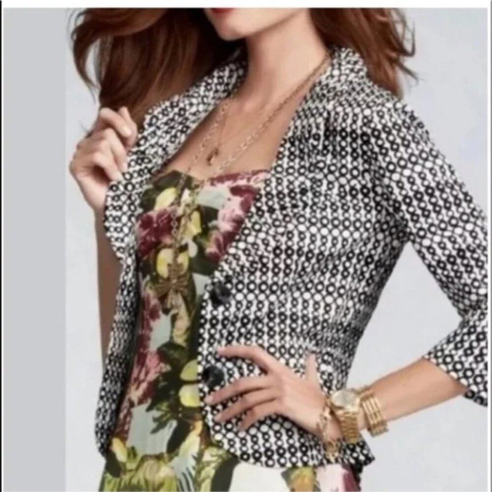 Cabi Du Jour White w/Black Circles Rouching Details Fitted Cropped Jacket Size 4